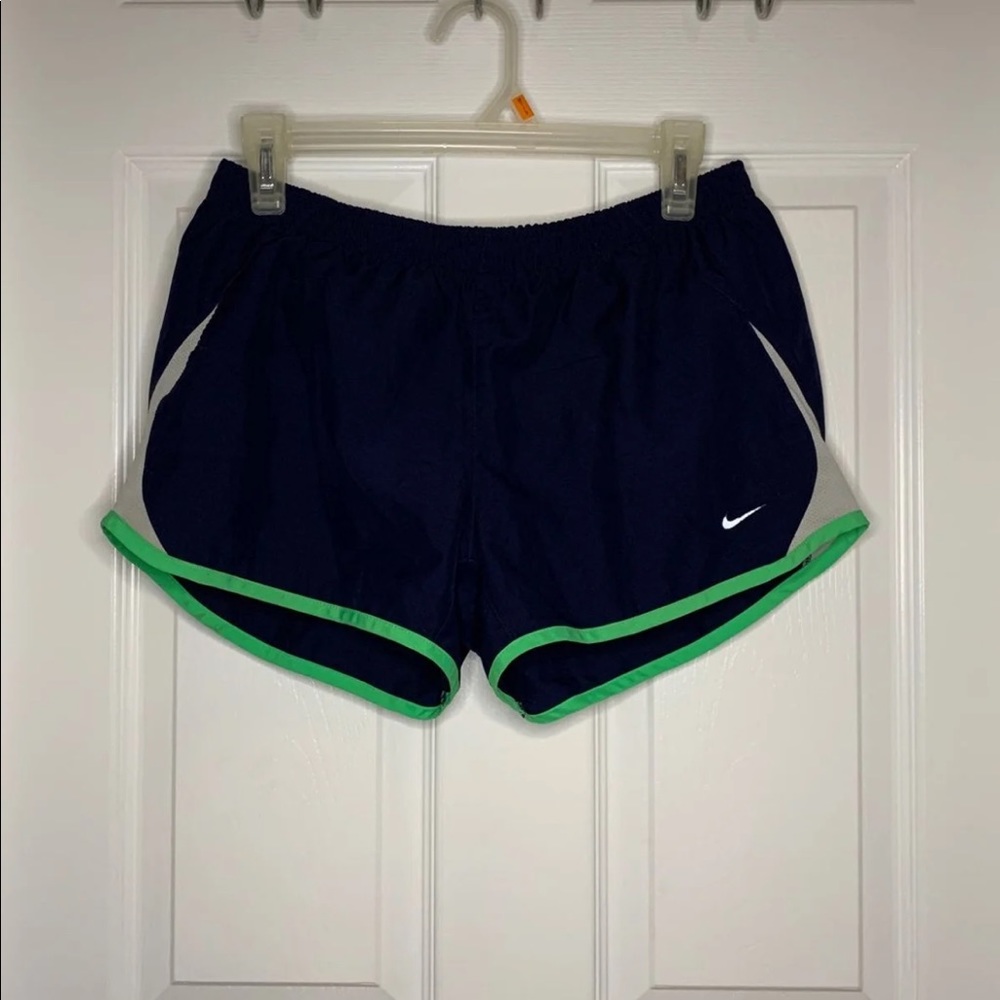 Nike Shorts Medium